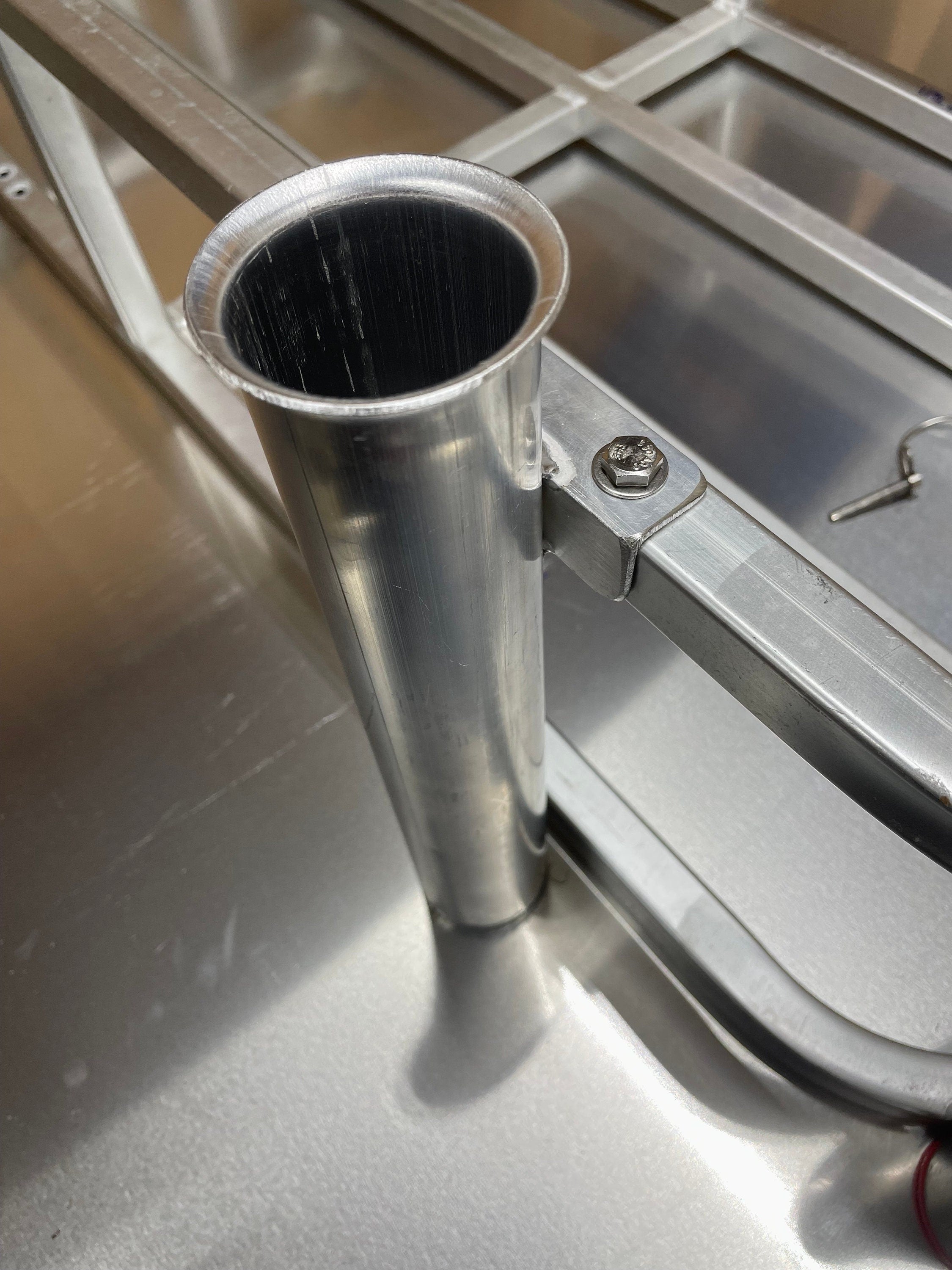 Bolt-on Rod Tubes – Deerfield Fabrication & Welding