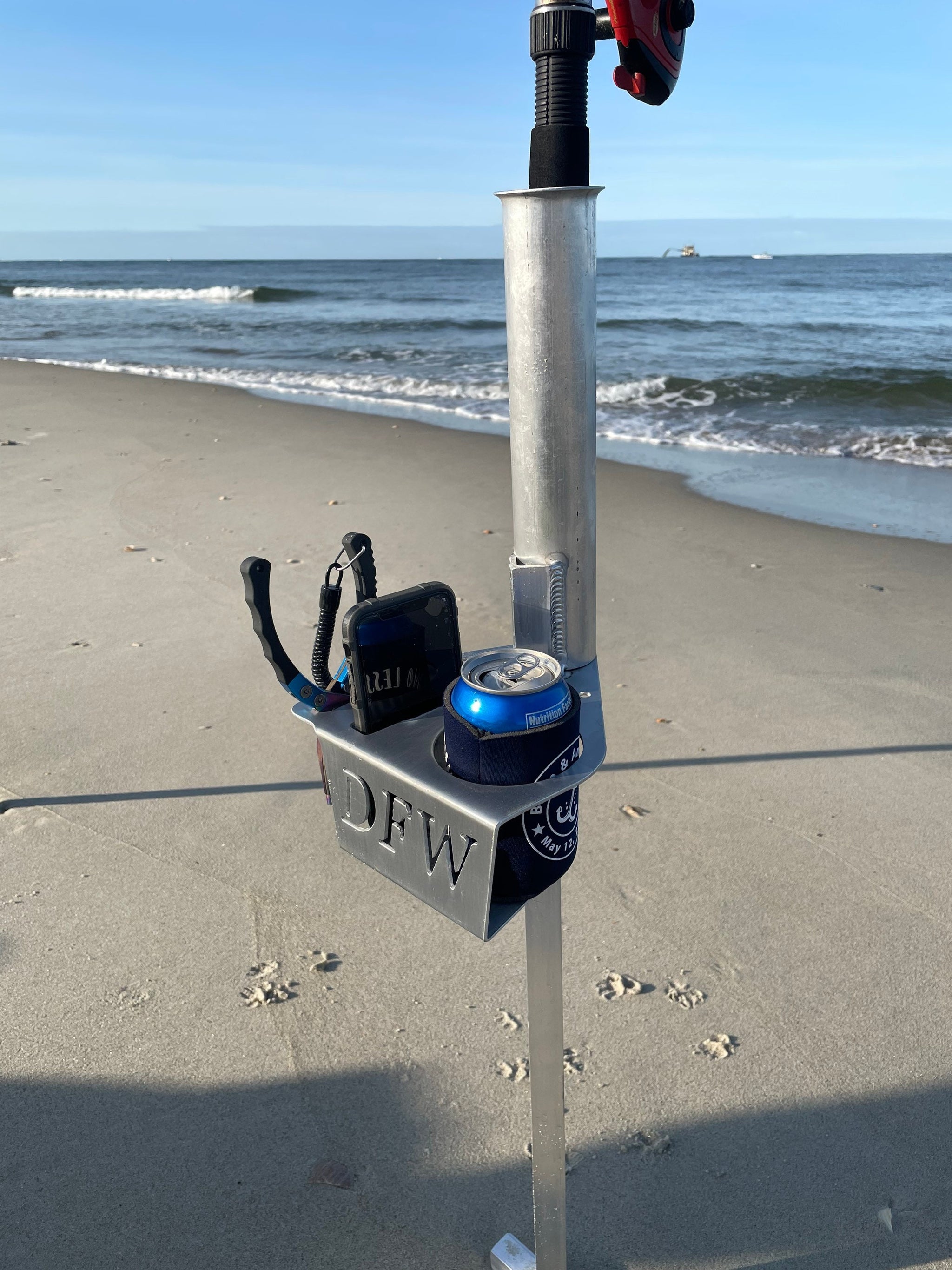 diy beach fishing rod holder Adjustable Sand Spike Holder, Sand Spike for Surf Fishing-Great for surf, Bank, Fishing, from 24" Expand to 44", Easy to Set up, Save Storage, Durable. : Sports & Outdoors Diy Sand Surf Rod Sand